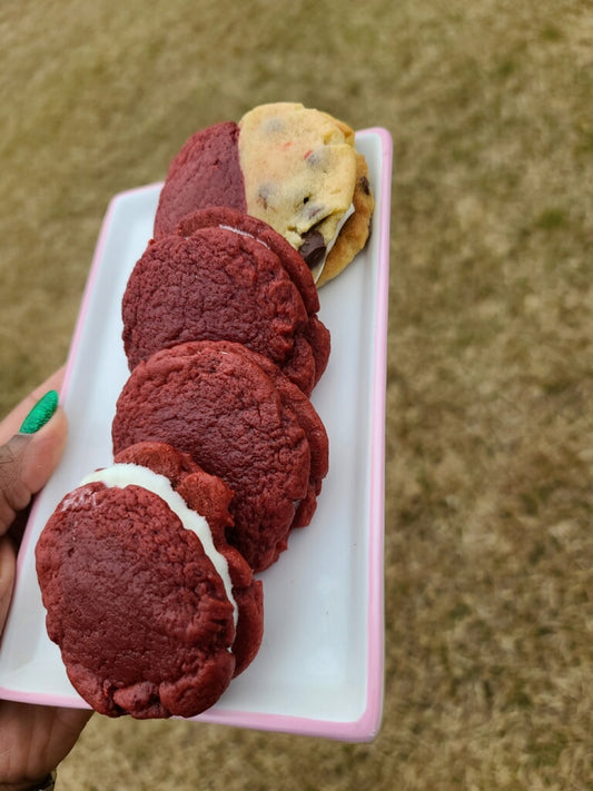 Red Velvet Cream Cookies